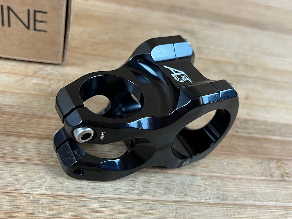 Industry-nine Industry Nine A35 Vorbau Schwarz 40mm 5 Industry-nine Industry Nine A35 Vorbau Schwarz 40mm – Bild 3